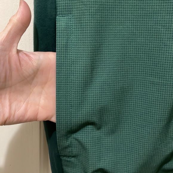 Ralph Lauren RLX men’s green gold vest (sz s) - Picture 9 of 11